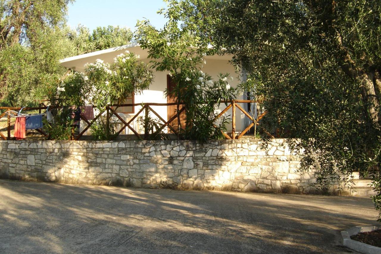 Village Valle D'Oro Aparthotel San Menaio Exteriör bild