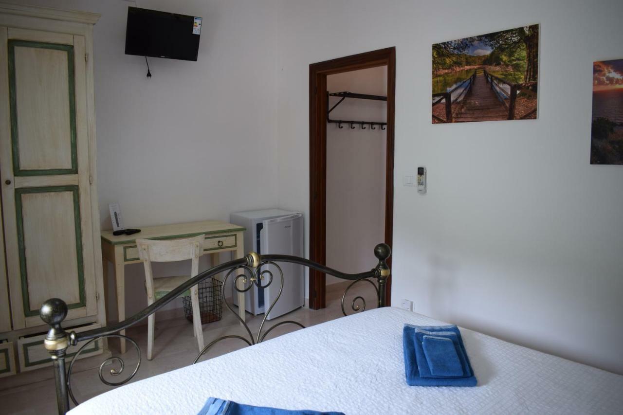 Village Valle D'Oro Aparthotel San Menaio Exteriör bild